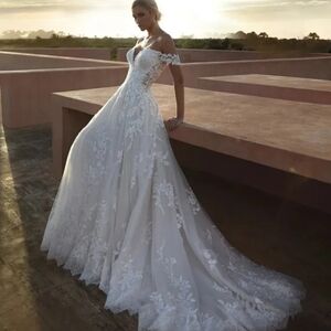 2024 NWT Pronovias Journey Collection ELYSEES wedding dress size 18